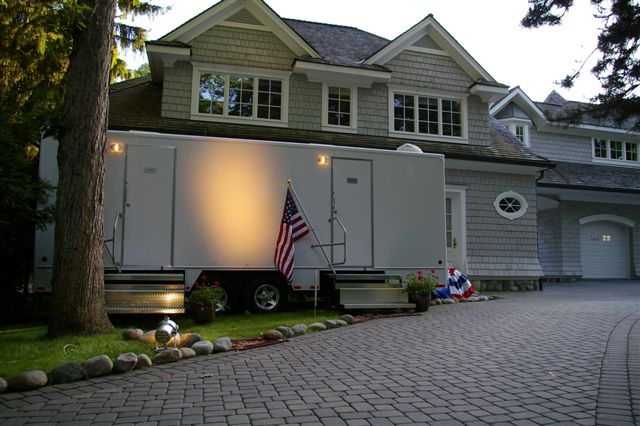 Tailored Thrones, Inc. - Restroom Trailers